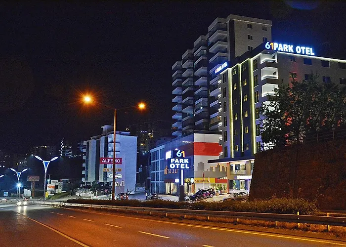 Apartmanhotel 61 Park 3*