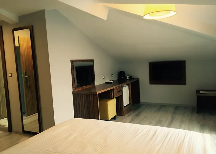 Apartmanhotel 61 Park 3*